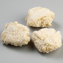 究極の唐揚げ（むね） 若鶏むね肉のジューシーな唐揚げです。肉本来の美味しさを感じられる薄衣・薄味のシンプルな味付けに設計しました。