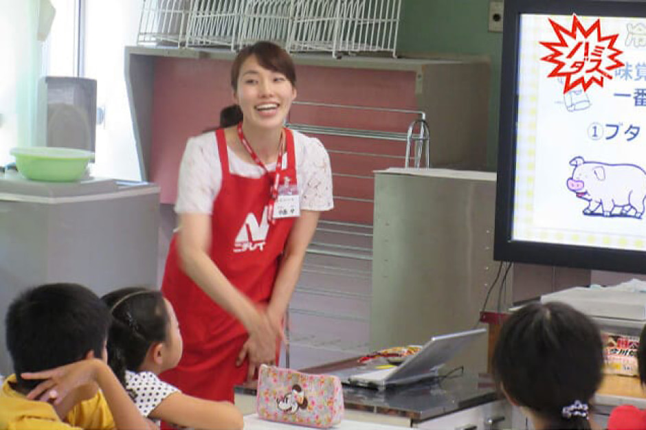 出張工場見学の様子