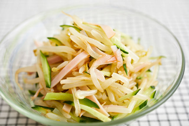 ハムともやしときゅうりのサラダ写真