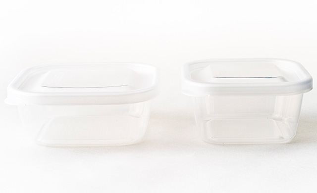 小分けタイプのプラスチック製密閉容器の写真