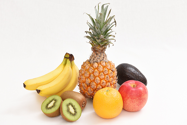 さまざまなフルーツの写真