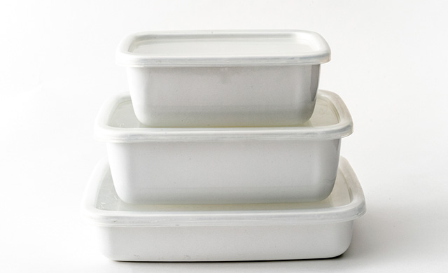 ホーロー×スクエア型のコンテナ容器の写真