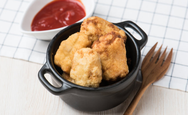 冷凍豆腐ナゲットのトマトケチャップ添え