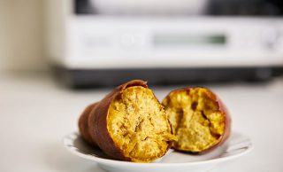 さつまいもを電子レンジで 甘 い焼き芋 にするテク ほほえみごはん 冷凍で食を豊かに ニチレイフーズ さつまいもを電子レンジで 甘 い焼き芋 にするテク ほほえみごはん 冷凍で食を豊かに ニチレイフーズ
