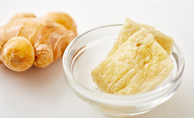 冷凍すりおろし生姜と生姜の写真