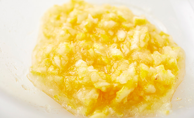 ゆずジャム完成のテクスチャを見せる写真