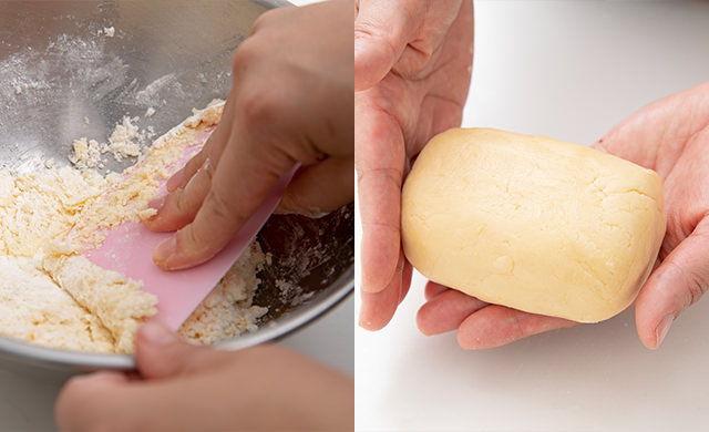 カードで押さえてなじませているところベージュ / ベージュ生地出来上がり