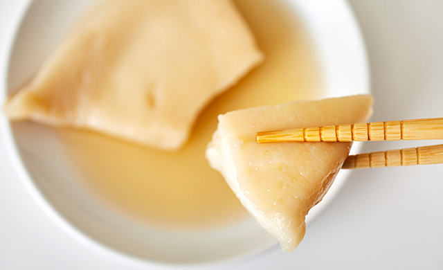 冷凍後のはんぺんの写真