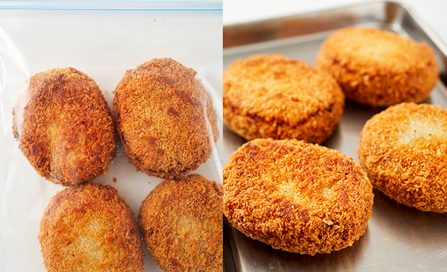 保存袋に入れたコロッケ写真/トレイに入れたコロッケ写真