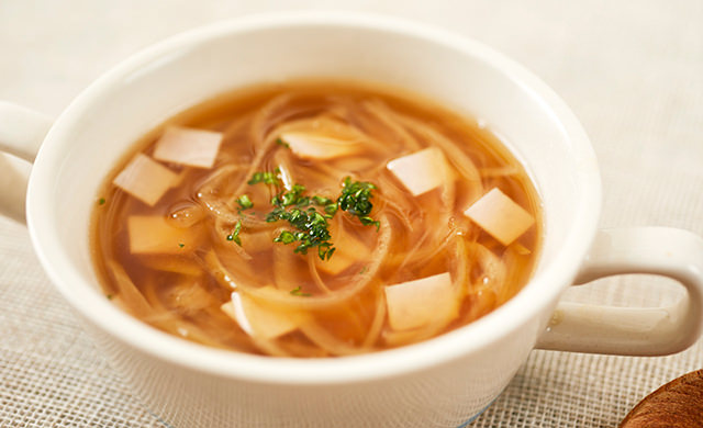 オニオンハムスープの写真