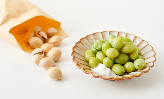 【銀杏の食べ方ガイド】レンジと紙封筒で簡単に下処理・殻むきができる！ ほほえみごはん冷凍で食を豊かにニチレイフーズ