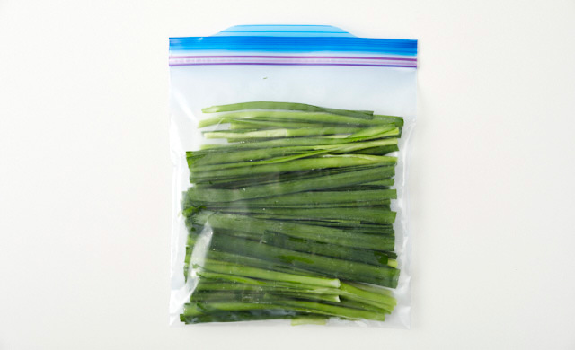 ニラの冷凍 野菜ソムリエ推奨の便利な保存テクニック ほほえみごはん 冷凍で食を豊かに ニチレイフーズ ニラの冷凍 野菜ソムリエ推奨の便利な保存テクニック ほほえみごはん 冷凍で食を豊かに ニチレイフーズ