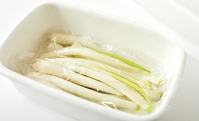 島らっきょうの漬け物の保存写真