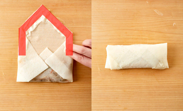 春巻を包んでいる写真