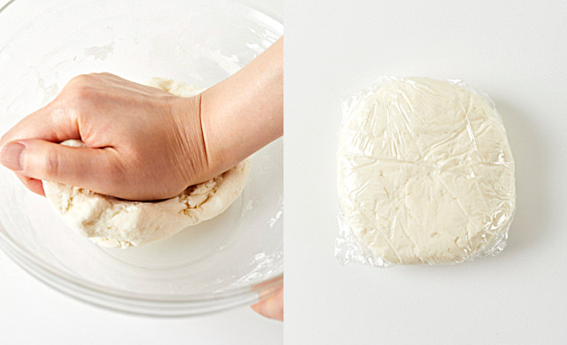 生地をこねている写真/ラップで生地を包んだ写真