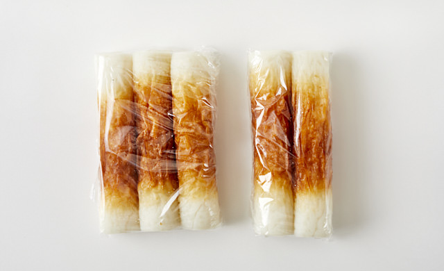 ちくわを2本、3本ラップしている写真