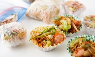 焼きそば(おかずカップ、小分け冷凍)の集合写真