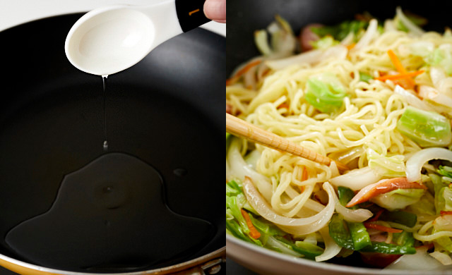 油をフライパンに入れる前の様子と、焼きそばを炒めている様子