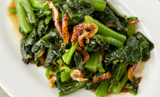 つるむらさきと桜えびのオイスターソース炒めの写真