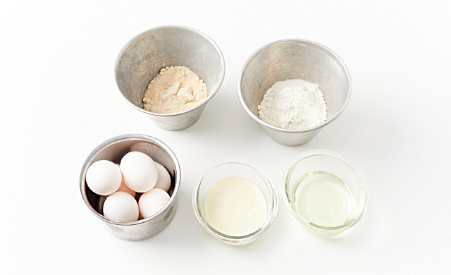 台湾カステラの材料の集合写真