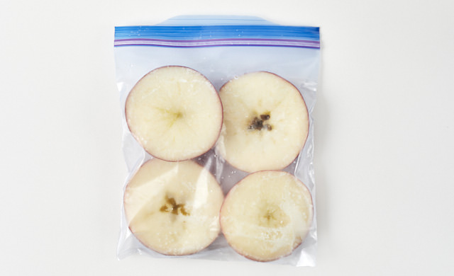 りんごの輪切りの冷凍の写真