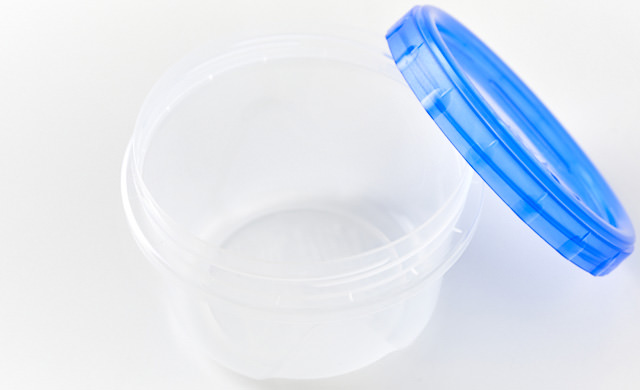 スクリュータイプの保存容器の写真