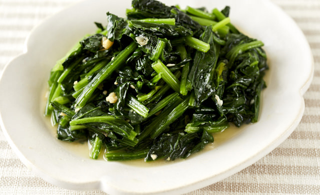 ほうれん草のみそバター炒めの写真