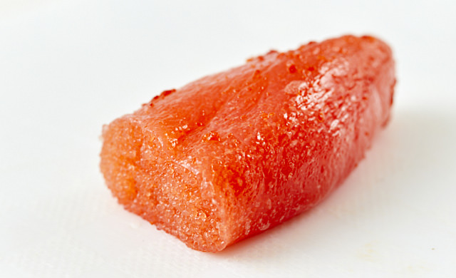 冷蔵庫で解凍した明太子の写真