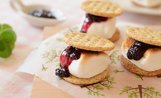 スモア風マシュマロジャムサンドの写真