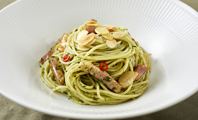 よもぎパスタの写真