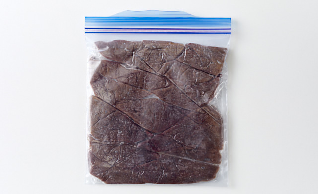 冷凍した豚レバーの写真