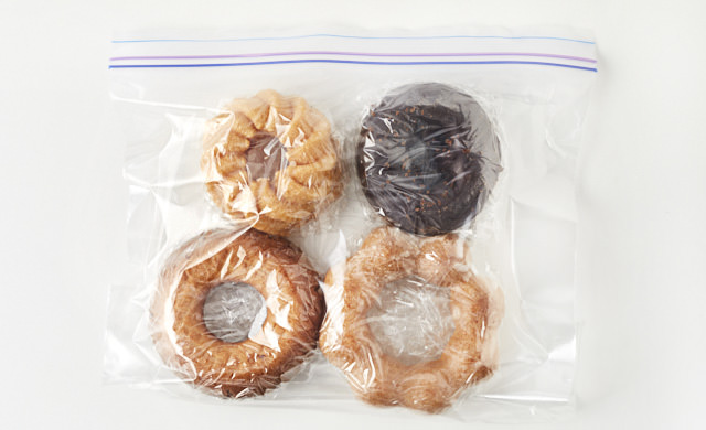 ミスドは冷凍しても美味しい おススメの方法からコツや注意点も紹介 スイーツ大陸