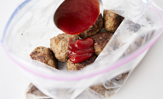 肉団子 ミートボール の冷凍 生より加熱が正解 冷凍向きレシピも ほほえみごはん 冷凍で食を豊かに ニチレイフーズ 肉団子 ミートボール の冷凍 生より加熱が正解 冷凍向きレシピも ほほえみごはん 冷凍で食を豊かに ニチレイフーズ