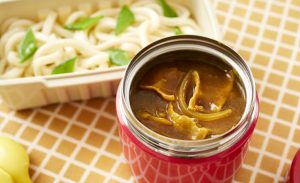 あったかうどん弁当の写真