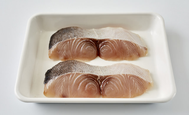 生のシイラの写真