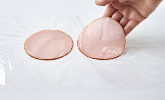 ハムの冷凍 パックのまま 1枚ずつもok 美味しさキープのコツを解説 ほほえみごはん 冷凍で食を豊かに ニチレイフーズ