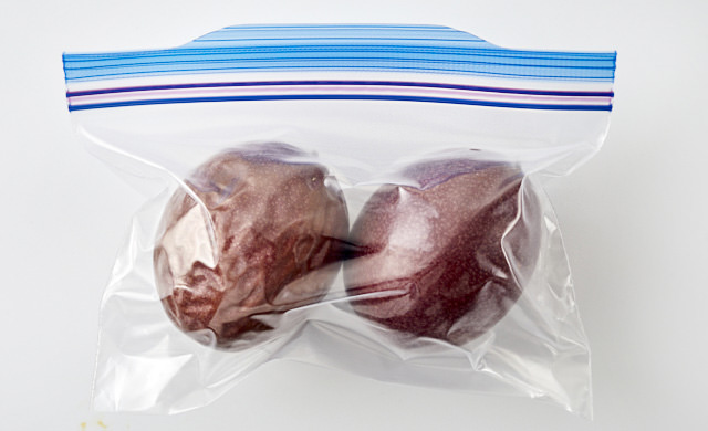 パッションフルーツ 食べ頃はシワで見極める 食べ方 保存方法から簡単ジュースレシピまで ほほえみごはん 冷凍で食を豊かに ニチレイフーズ