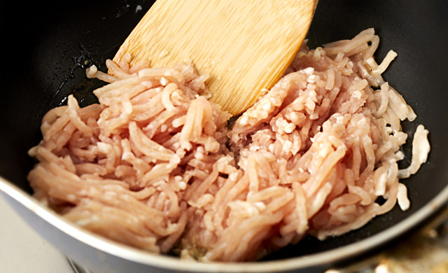 ガパオライスのレシピ ナンプラーなしで作れる 冷凍作り置きok ほほえみごはん 冷凍で食を豊かに ニチレイフーズ