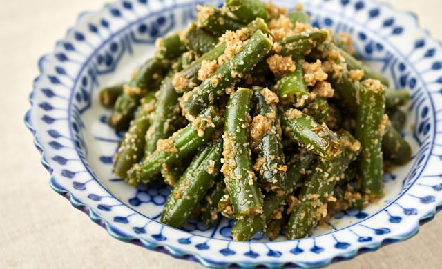 冷凍いんげんのごま和えの写真