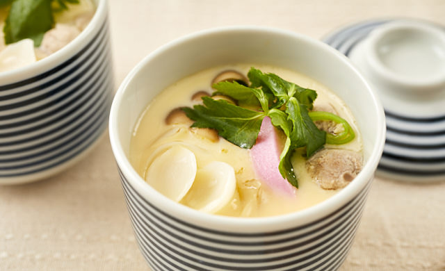 ゆり根茶碗蒸しの写真