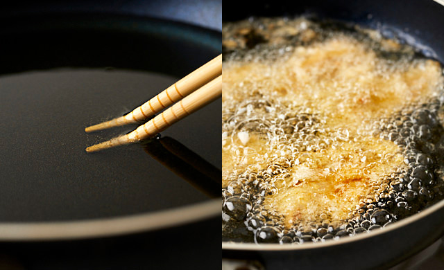 牡蠣フライを揚げている写真