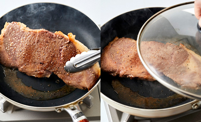 ステーキを焼いている写真