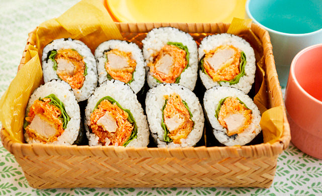 『極上ヒレかつ』のスティックおにぎり