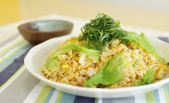 大葉とレタスのさっぱり炒飯