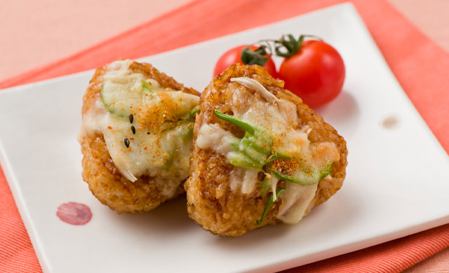 焼おにぎりのチーズ焼き