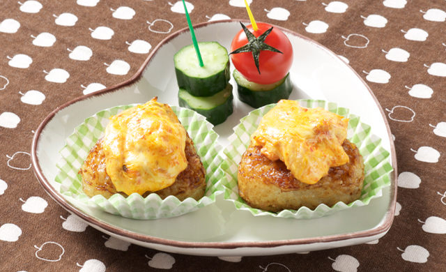 『焼おにぎり 10個入』のマヨキムチ焼き