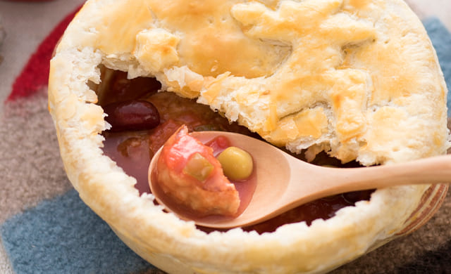 ミニハンバーグのシチューパイ