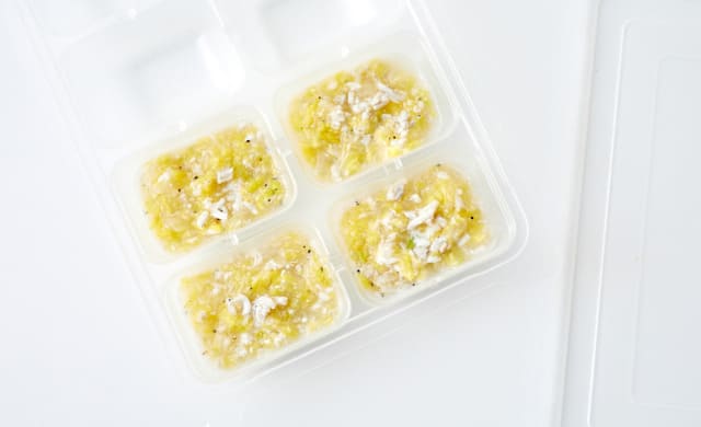 しらすと白菜のトロトロ煮製氷皿の写真