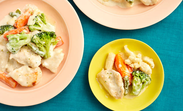 野菜とチキンのクリーム煮の写真