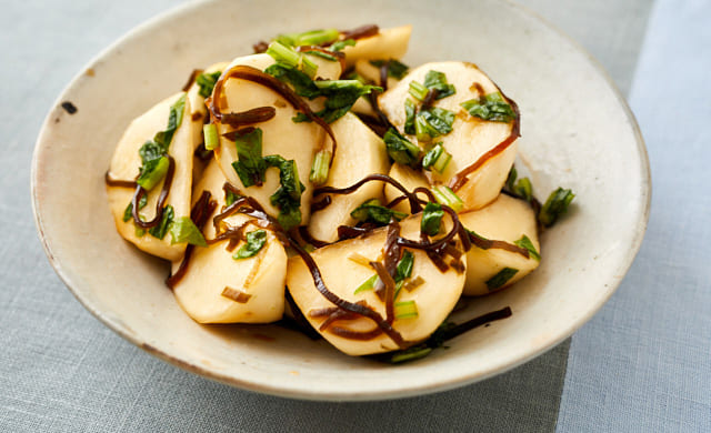 かぶの塩昆布サラダの写真